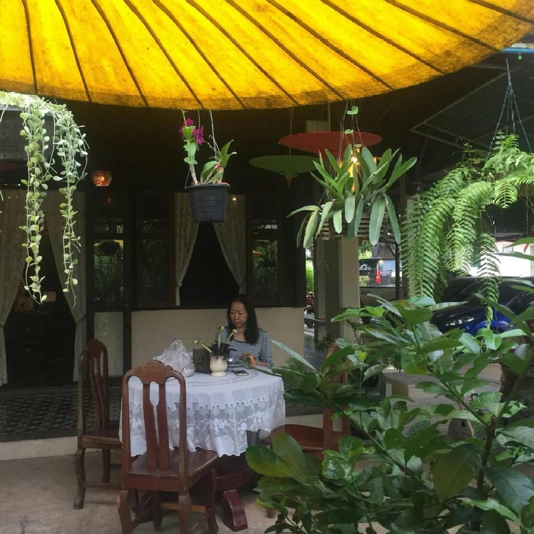 Baan Sithepaban Guesthouse Phitszanulok Kültér fotó