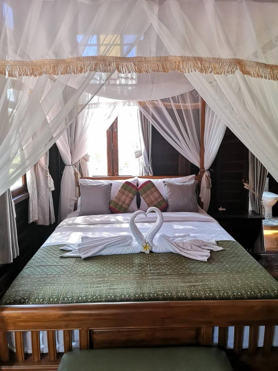 Baan Sithepaban Guesthouse Phitszanulok Kültér fotó