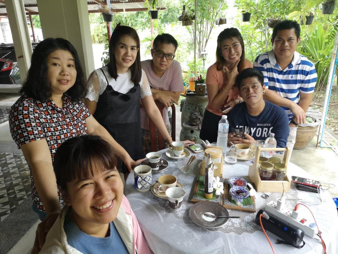 Baan Sithepaban Guesthouse Phitszanulok Kültér fotó
