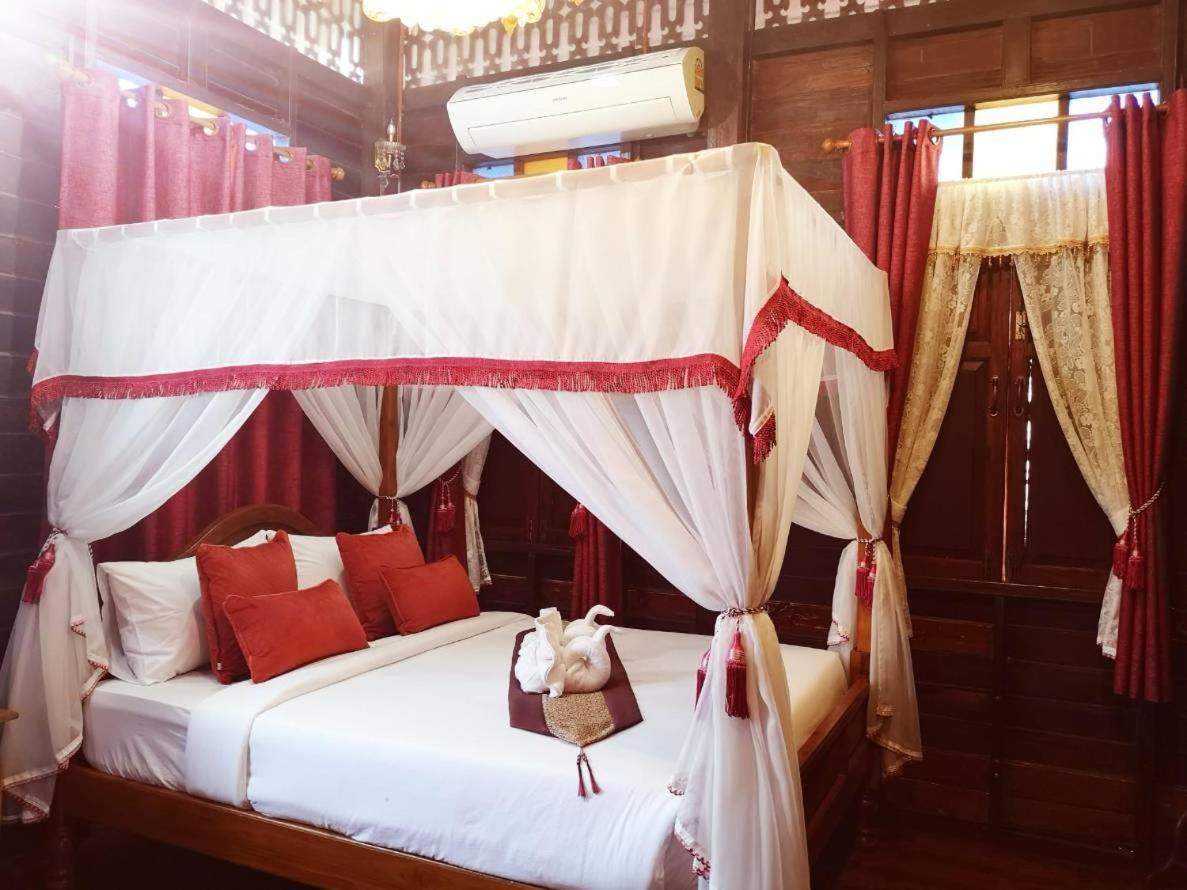 Baan Sithepaban Guesthouse Phitszanulok Kültér fotó